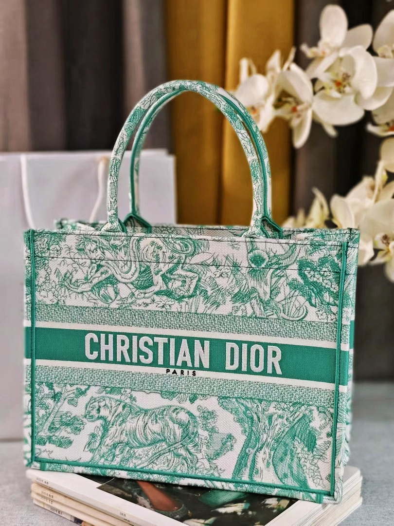 Dior M1296 Medium Dioriviera Book Tote Raffia Toile de Jouy Sauvage M0104