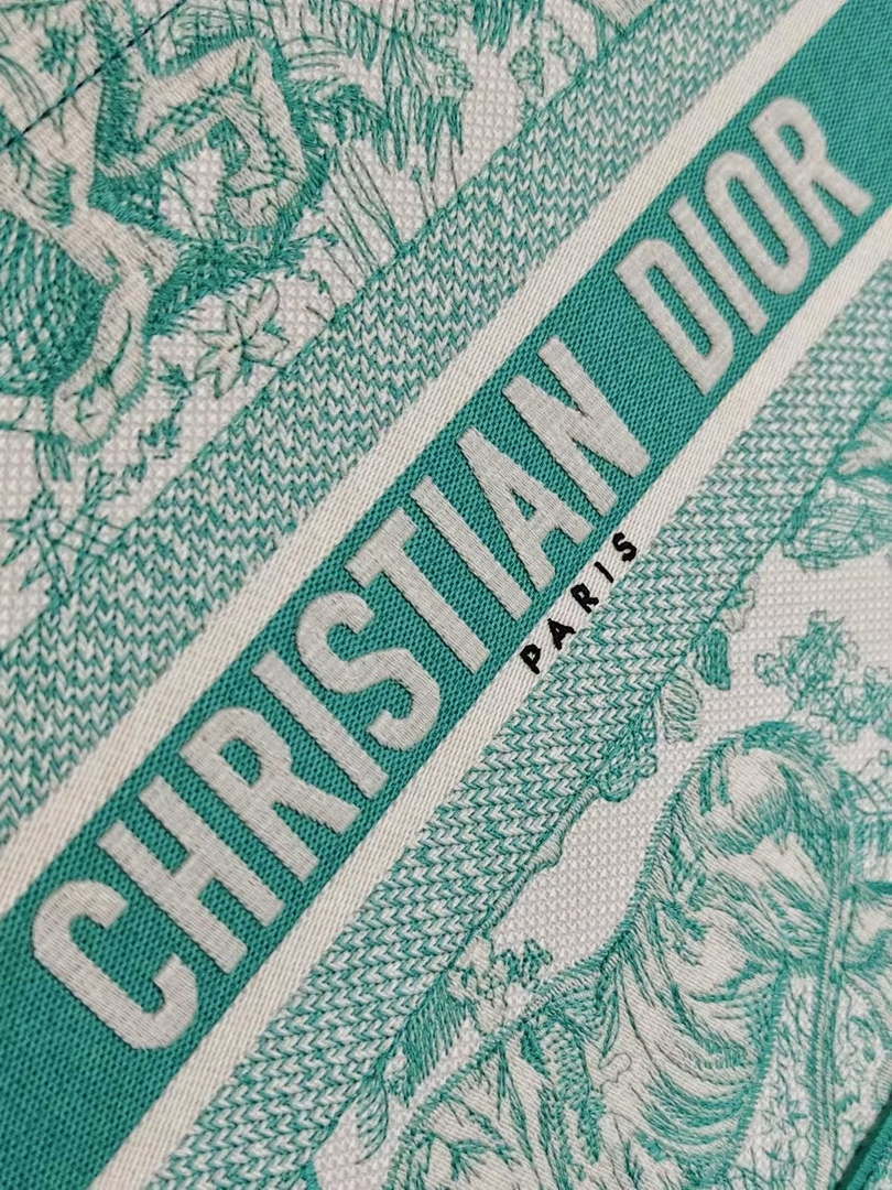 Dior M1296 Medium Dioriviera Book Tote Raffia Toile de Jouy Sauvage M0104
