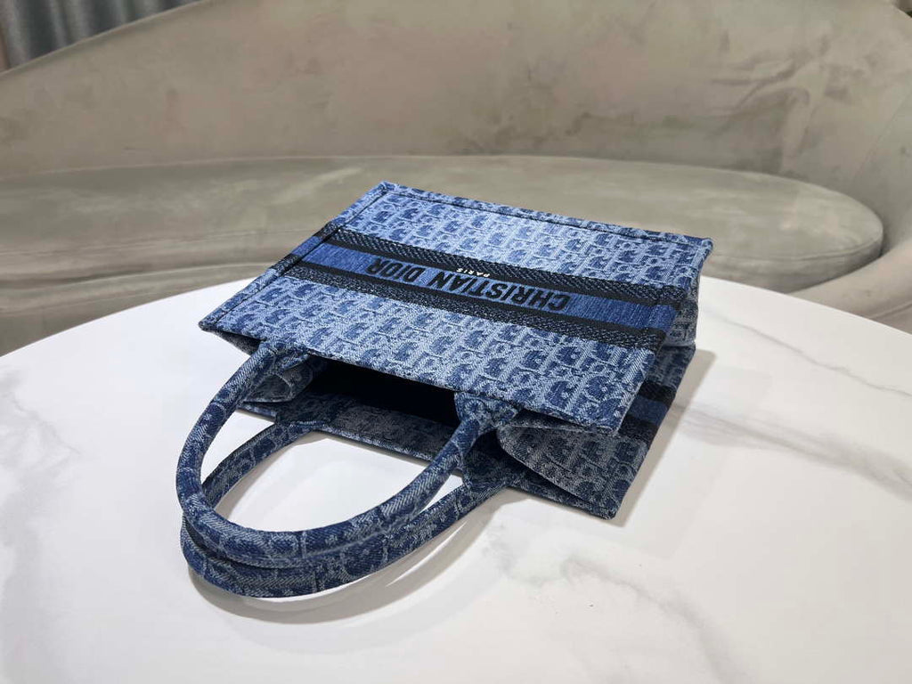 Dior M1296 Small Dior Book Tote Blue Denim Dior Oblique Jacquard M2015