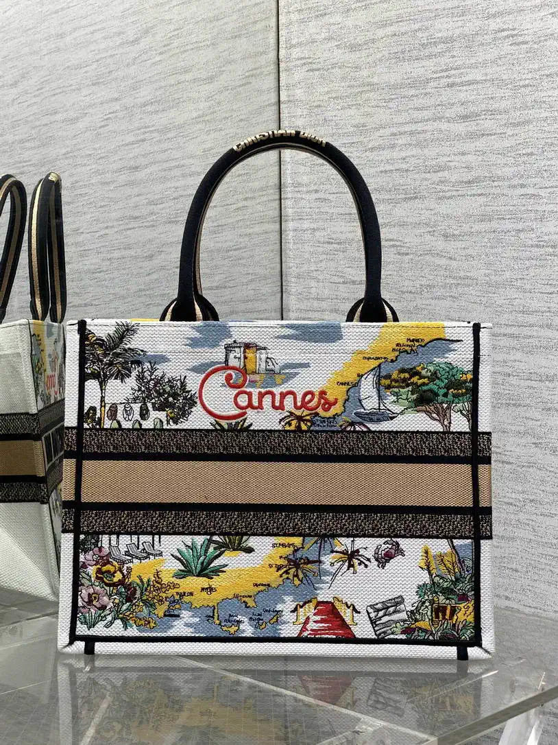 Dior M1296 Souvenir Medium Dior Book Tote Natural Raffia and Multicolor Embroidered M9648