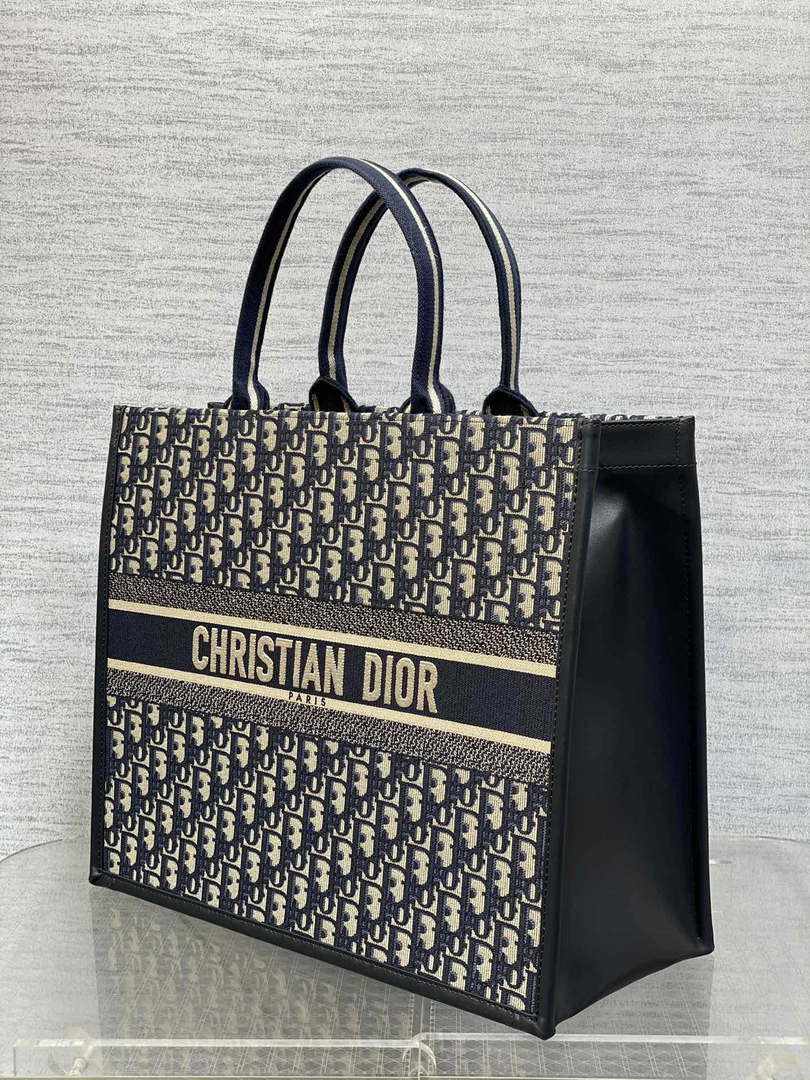 Dior M1323 Large Dior Book Tote Blue Dior Oblique Embroidery and Calfskin M2012