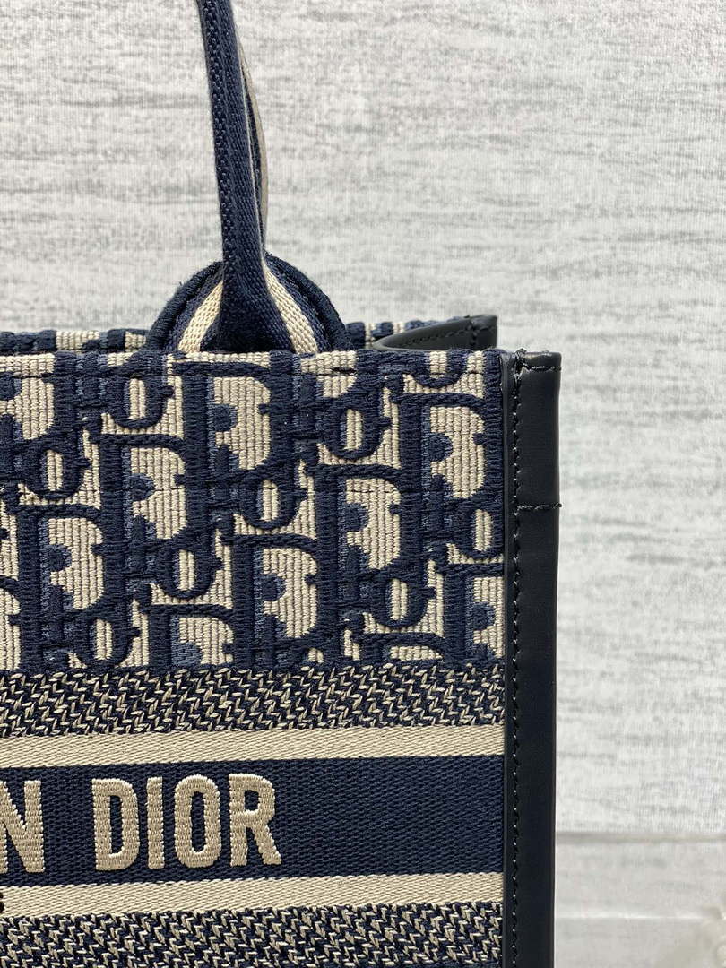 Dior M1325 Small Dior Book Tote Blue Dior Oblique Embroidery and Calfskin M2011