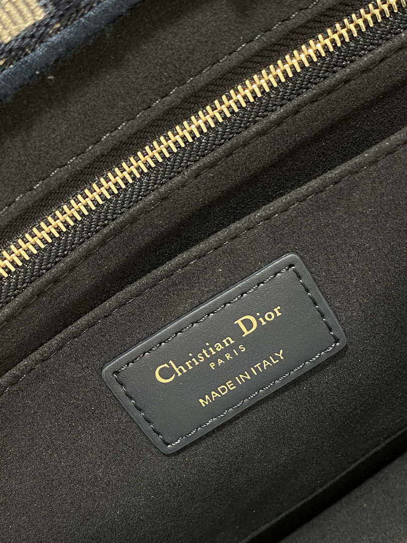 Dior M1325 Small Dior Book Tote Blue Dior Oblique Embroidery and Calfskin M2011