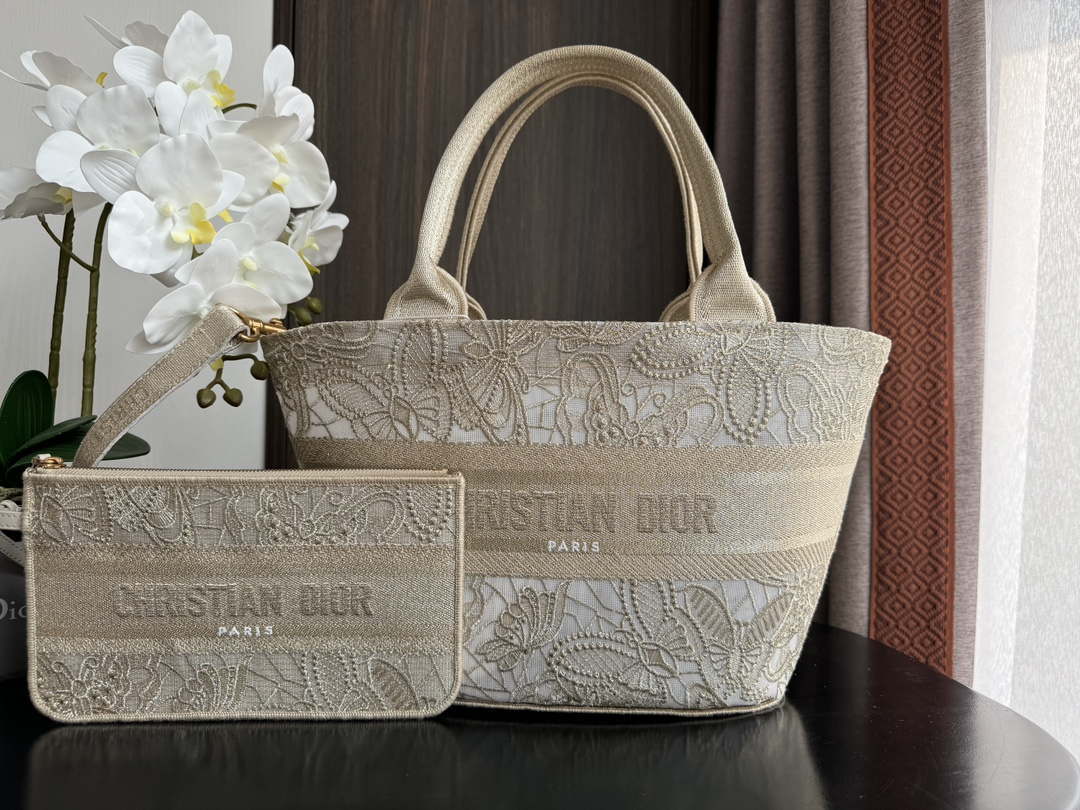 Dior M1328 Hat Basket Bag Beige D-Lace Butterfly Embroidery with Macram¨¦ Effec