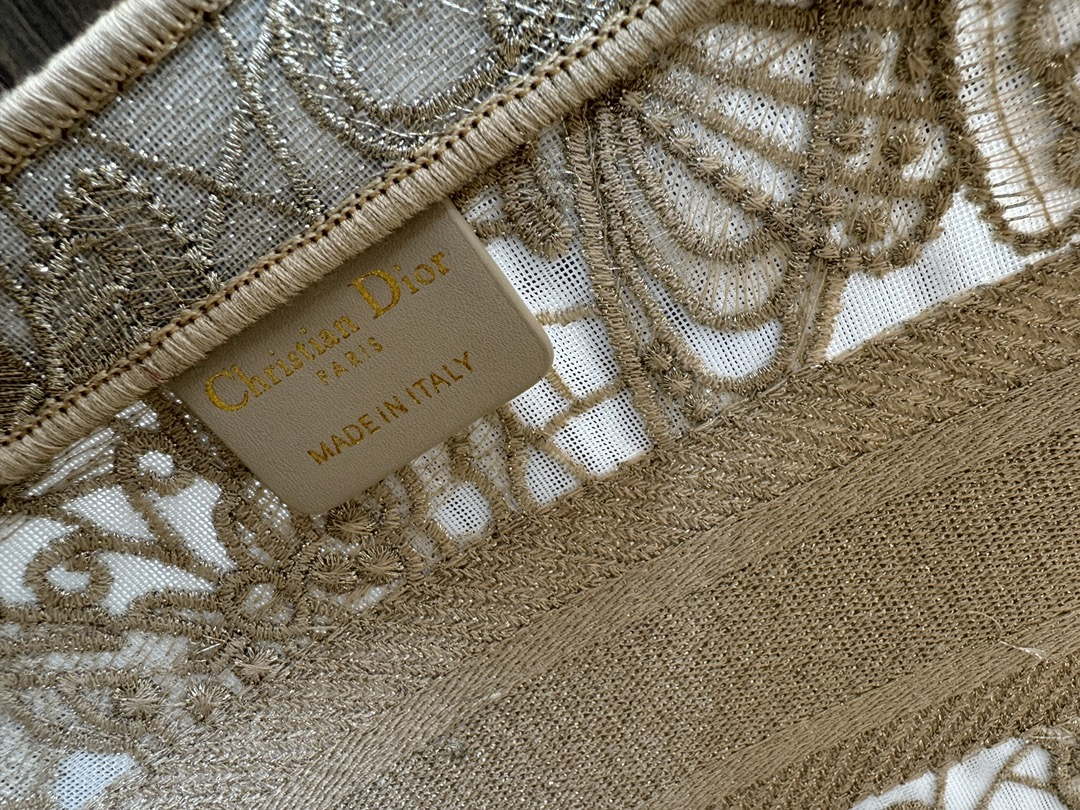 Dior M1328 Hat Basket Bag Beige D-Lace Butterfly Embroidery with Macram¨¦ Effec