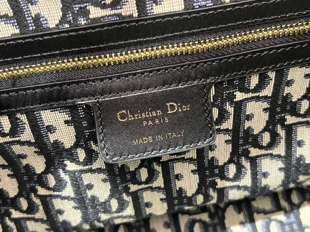 Dior M1328 Hat Basket Bag Natural Wicker and Blue Dior Oblique Jacquard M159