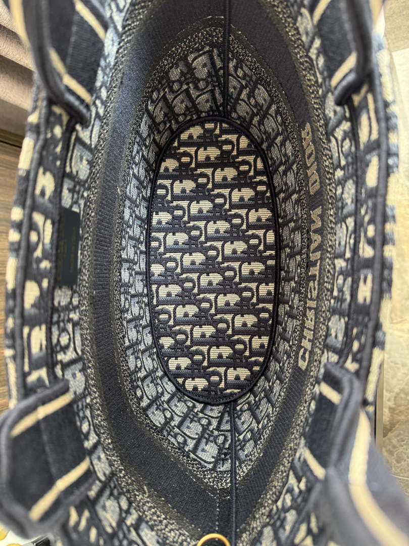 Dior M1328 Hat Basket Bag Navy Blue and Gold-tone Blue Dior Oblique Jacquard - Default Title - View 8