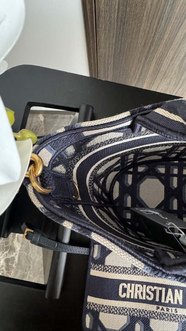 Dior M1328 Hat Basket Bag White and Blue with Gold-Tone Macrocannage Embroidery - Default Title - View 4
