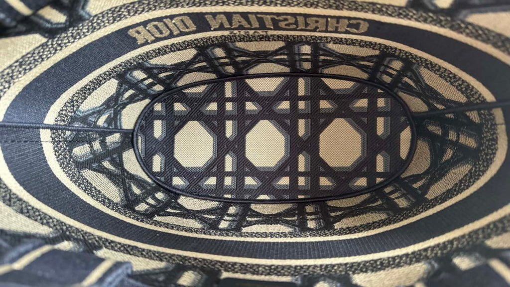 Dior M1328 Hat Basket Bag White and Blue with Gold-Tone Macrocannage Embroidery