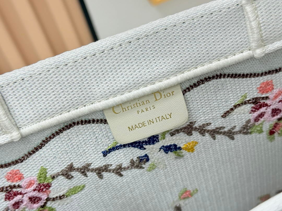 Dior  M1349PEHT_M928 Large Dior Book Tote with Strap  M9719