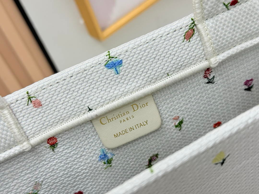 Dior  M1349PEHT_M928 Large Dior Book Tote with Strap  M9720