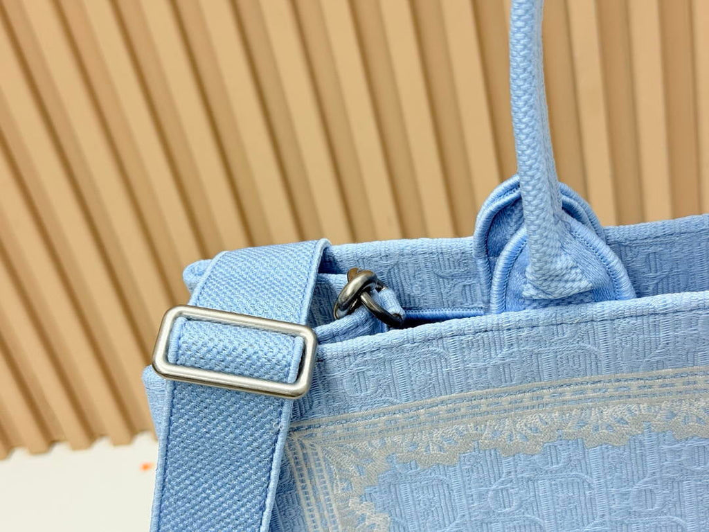 Dior  M1349PEHT_M928 Large Dior Book Tote with Strap  M9724