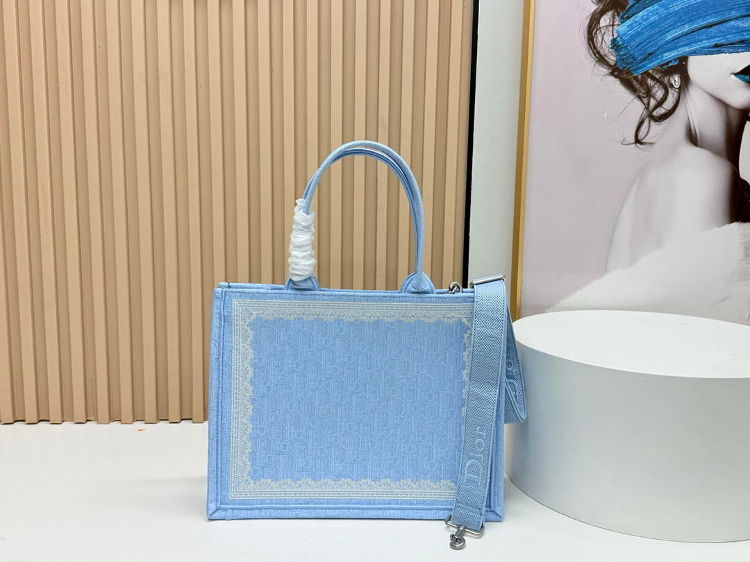 Dior M1354PEHR_M28I Medium Dior Book Tote with Strap  M9710