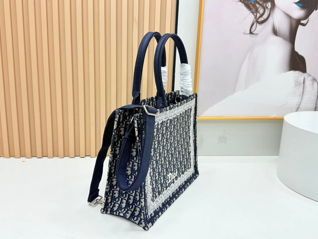 Dior M1354PEHR_M28I Medium Dior Book Tote with Strap  M9713
