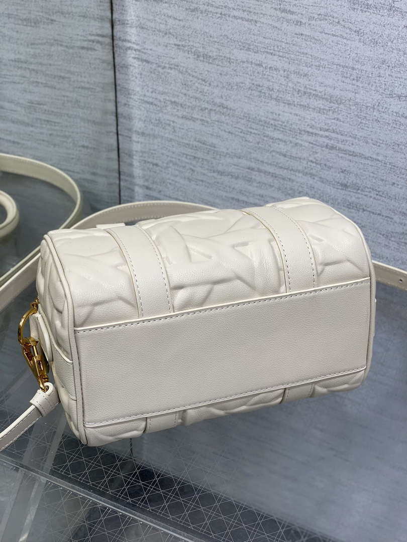 Dior M1364 Dior Groove 20 Bag Apricot Graphic Cannage Calfskin