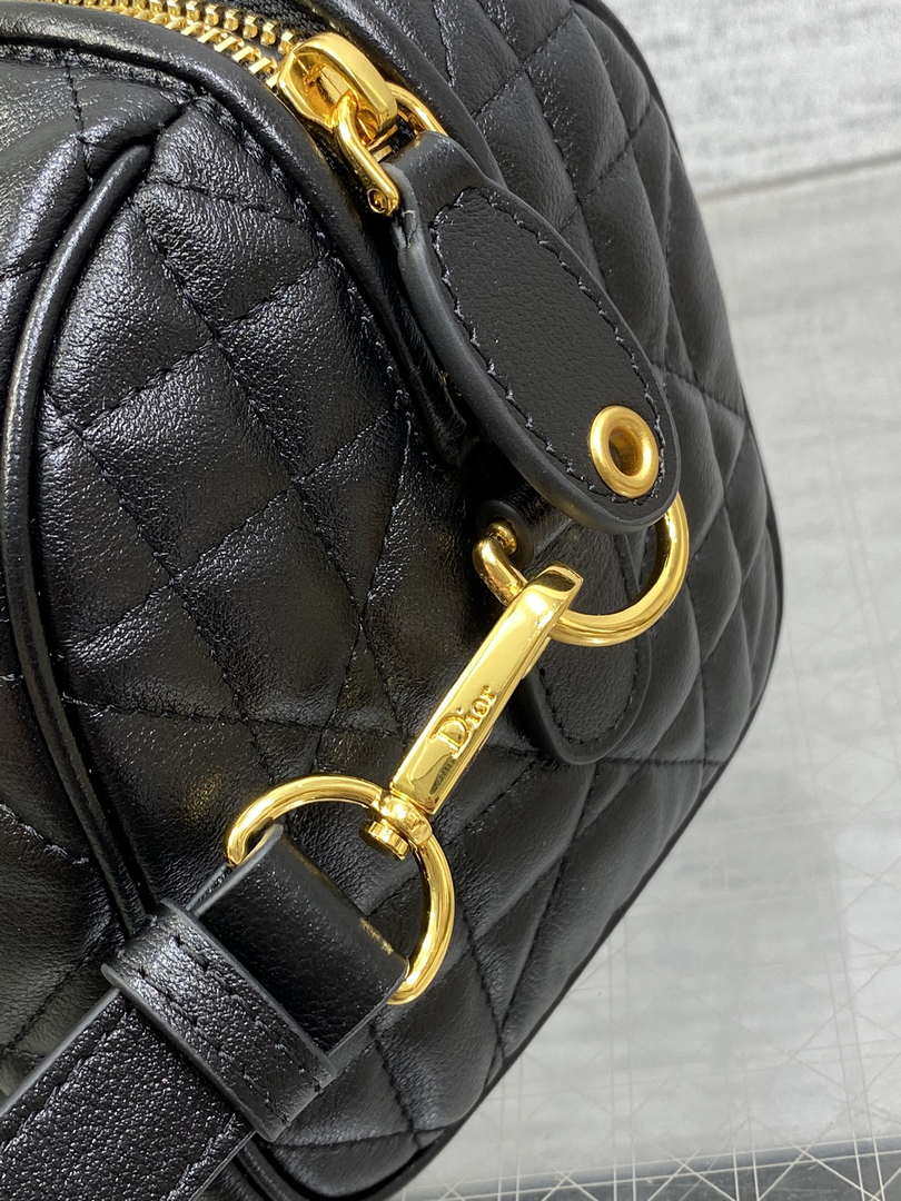 Dior M1364 Dior Groove 20 Bag Black Macrocannage Calfskin