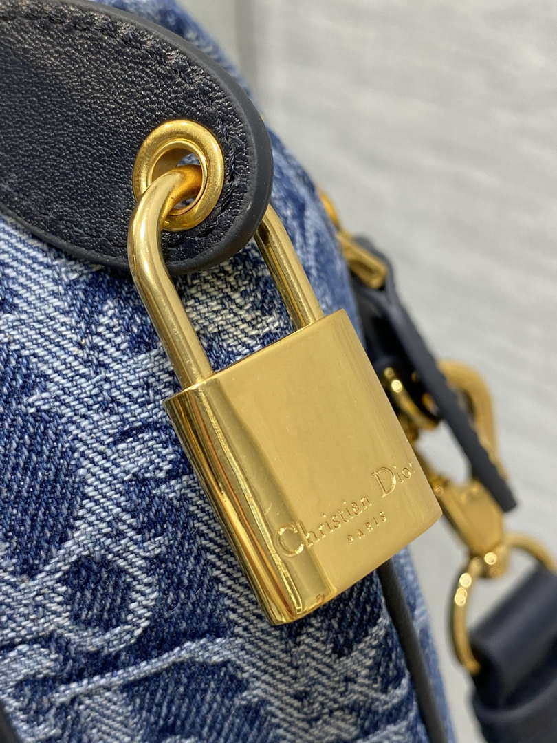 Dior M1364 Dior Groove 20 Bag Blue Denim Dior Oblique Jacquard