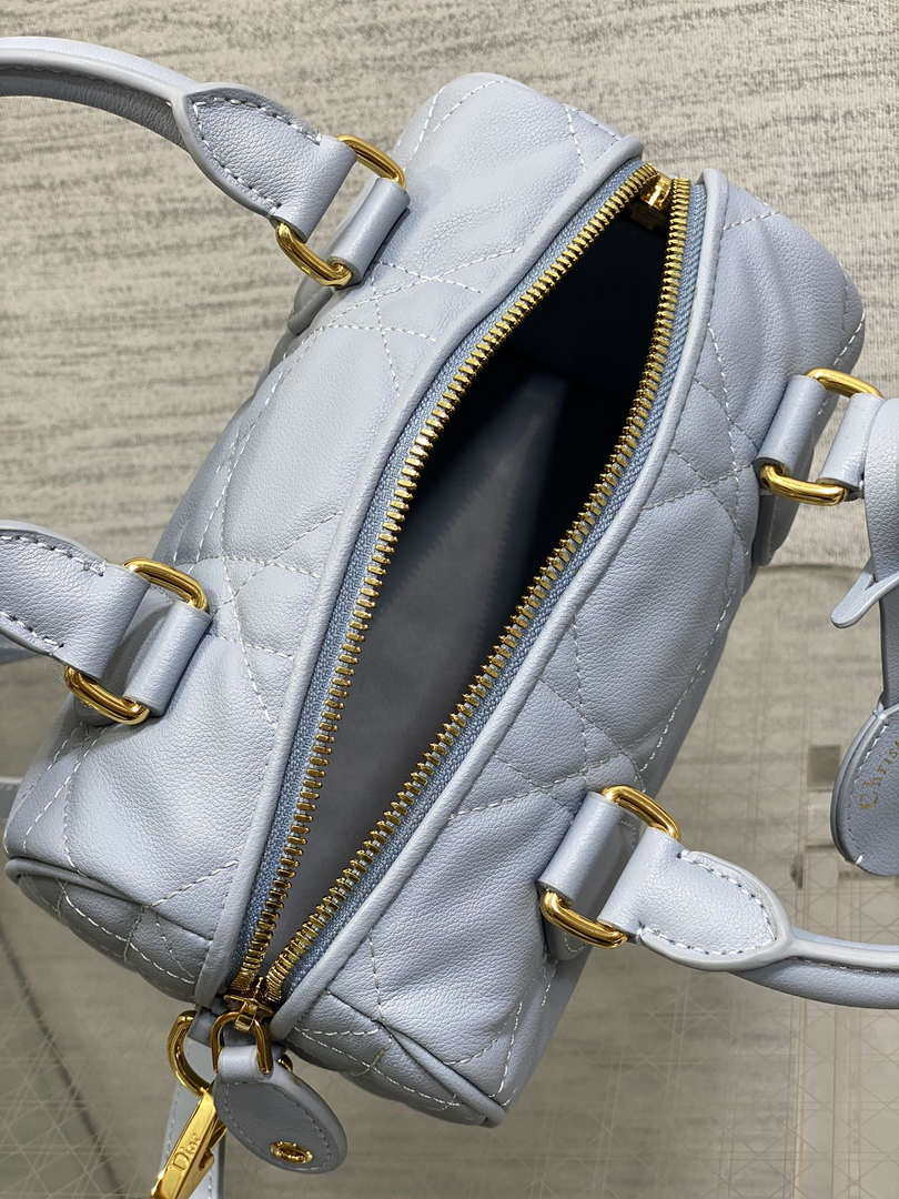 Dior M1364 Dior Groove 20 Bag Blue Macrocannage Calfskin