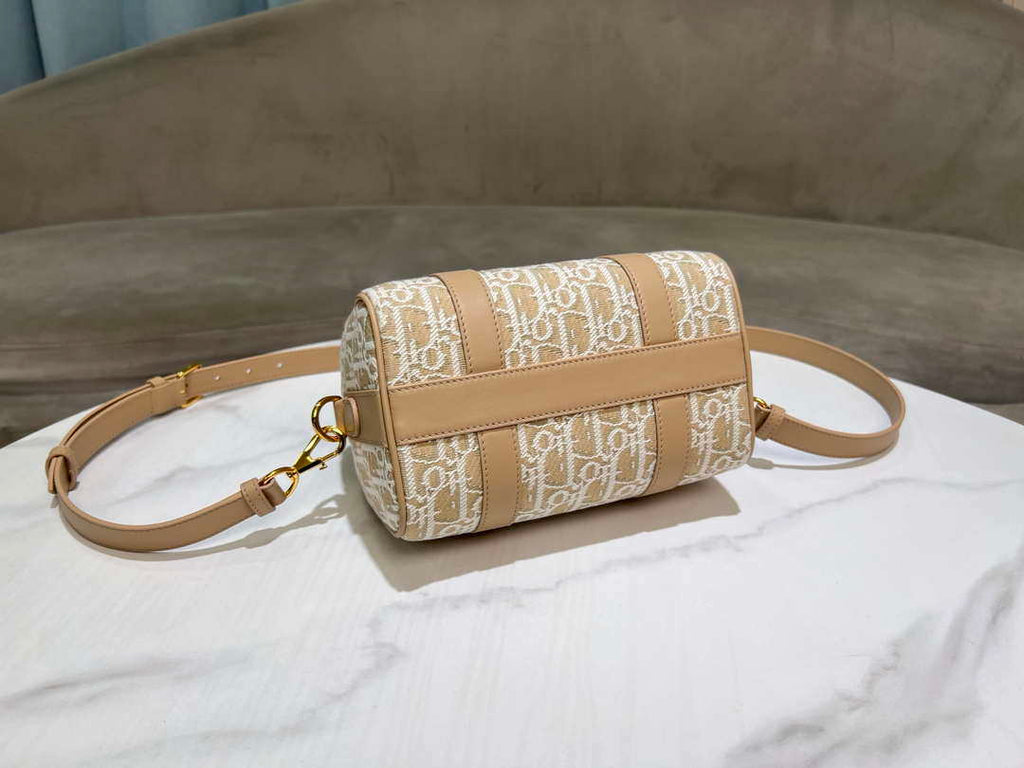 Dior M1364 Dior Groove 20 Bag Natural Dior Oblique Jacquard