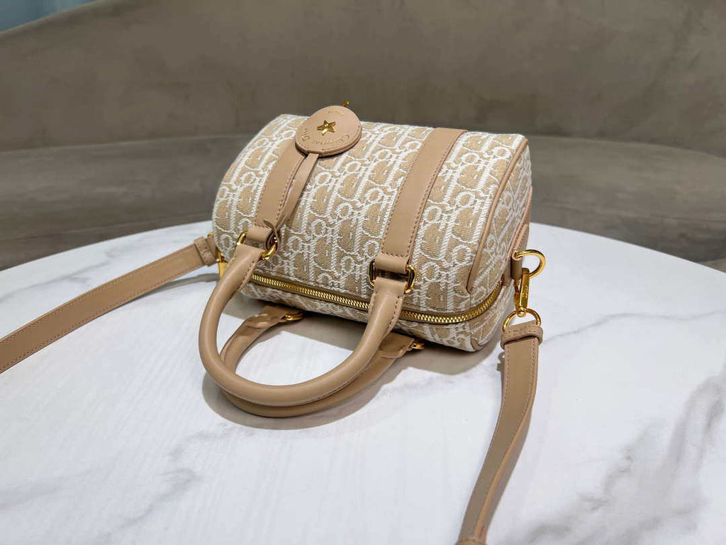 Dior M1364 Dior Groove 20 Bag Natural Dior Oblique Jacquard