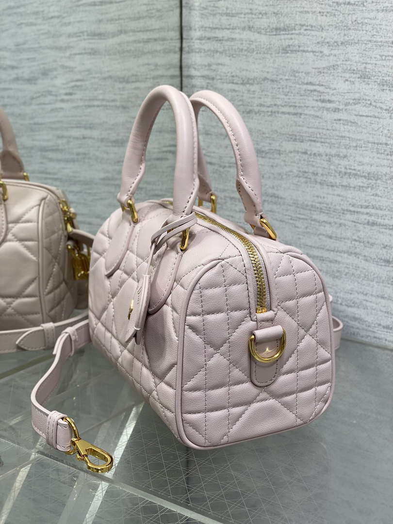 Dior M1364 Dior Groove 20 Bag Pink Macrocannage Calfskin