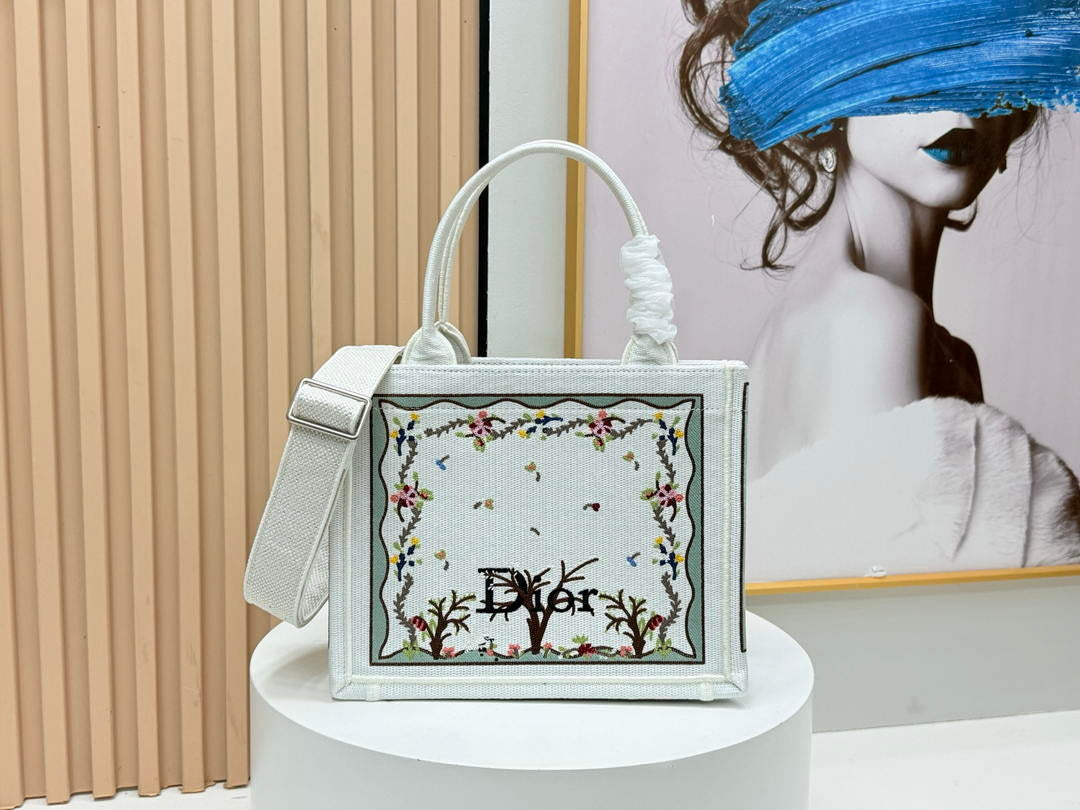Dior M1404PEHW_M933 Dioramour Small Dior Book Tote with Strap M9701