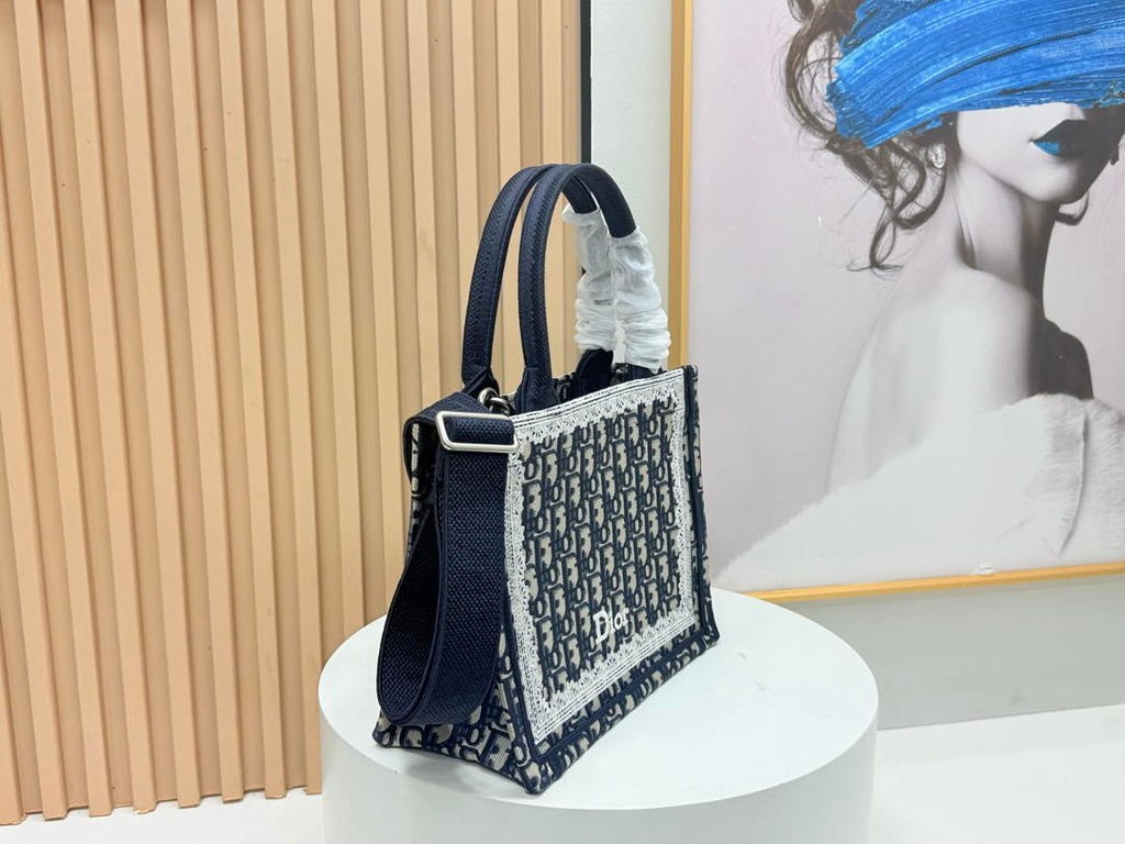 Dior M1404PEHW_M933 Dioramour Small Dior Book Tote with Strap M9702