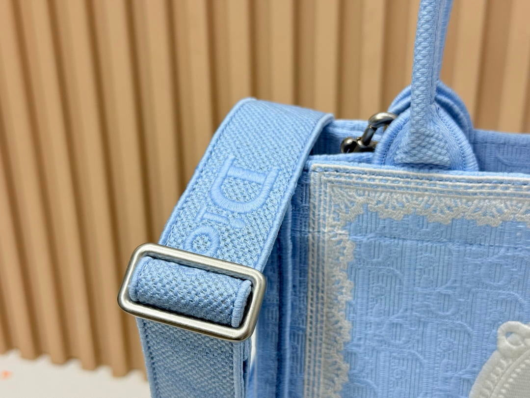 Dior M1404PEHW_M933 Dioramour Small Dior Book Tote with Strap M9704