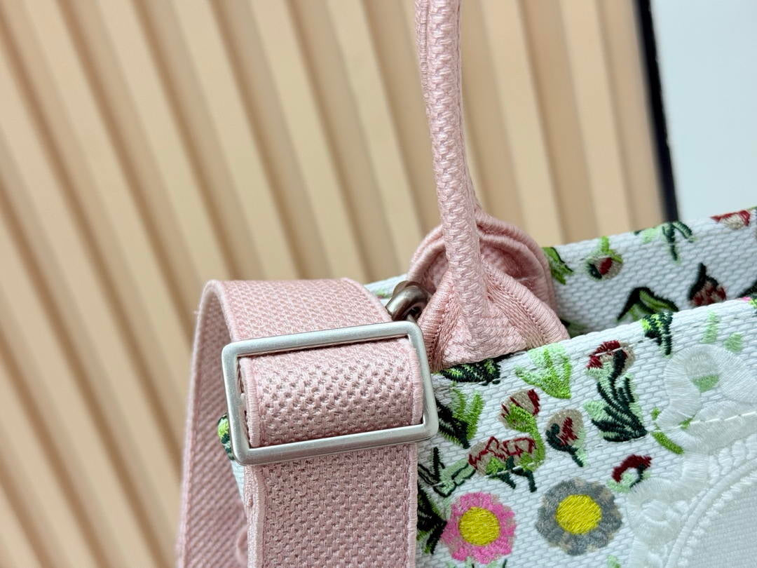 Dior M1404PEHW_M933 Dioramour Small Dior Book Tote with Strap M9705