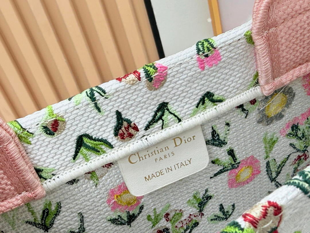 Dior M1404PEHW_M933 Dioramour Small Dior Book Tote with Strap M9705