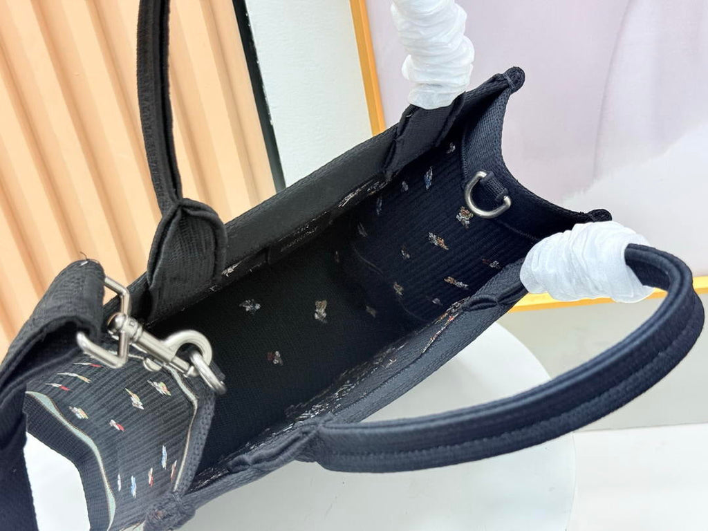 Dior M1404PEHW_M933 Dioramour Small Dior Book Tote with Strap M9708