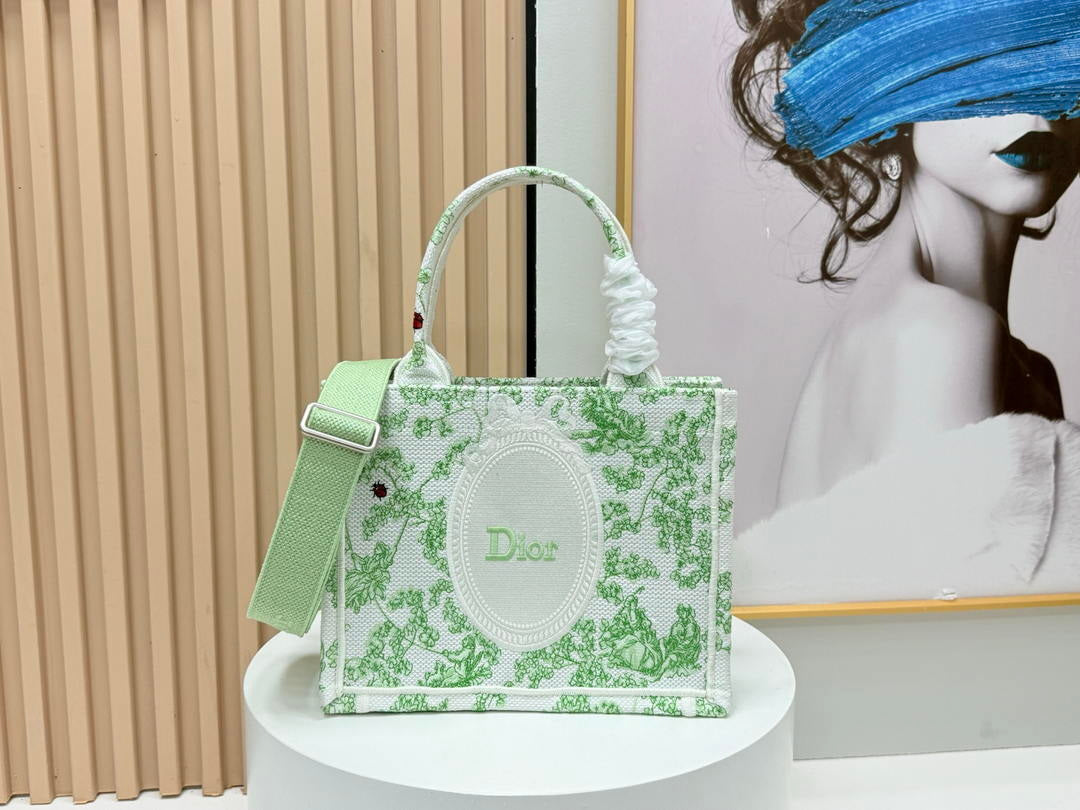 Dior M1404PEHW_M933 Dioramour Small Dior Book Tote with Strap M9707