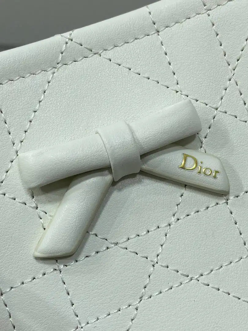 Dior M1410 Small Promenade Shopping Bag M6603