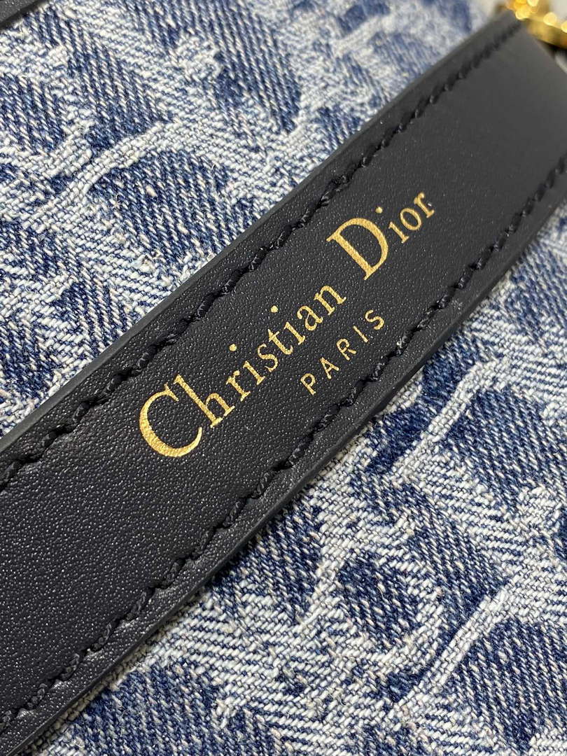 Dior M2271 Medium C'est Dior Bag Blue Denim Dior Oblique Jacquard M2029