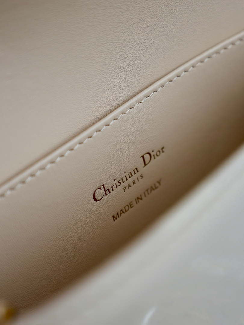 Dior M2610 Miss Dior Flap Bag Beige Patent Calfskin