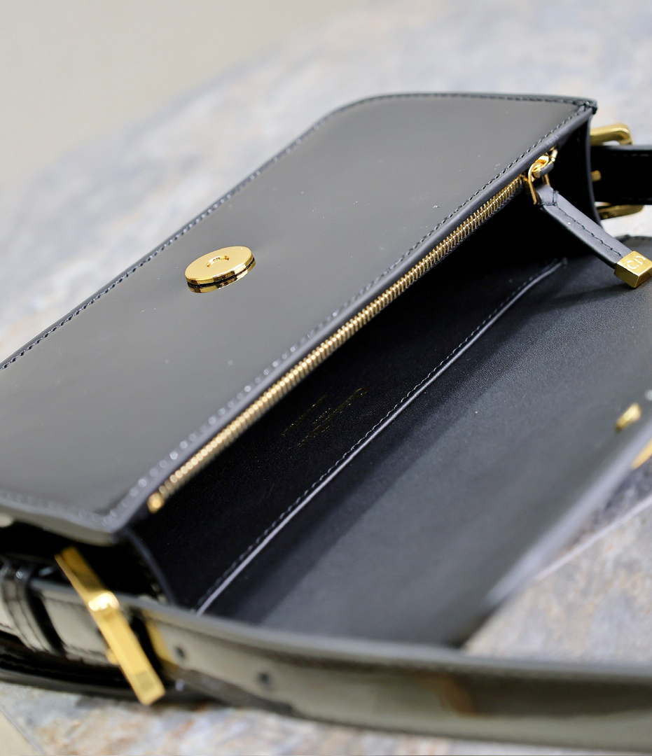 Dior M2610 Miss Dior Flap Bag Black Patent Calfskin