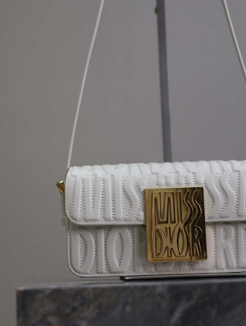 Dior M2610UBOS_M900 White Quilted Miss Dior Allover Calfskin