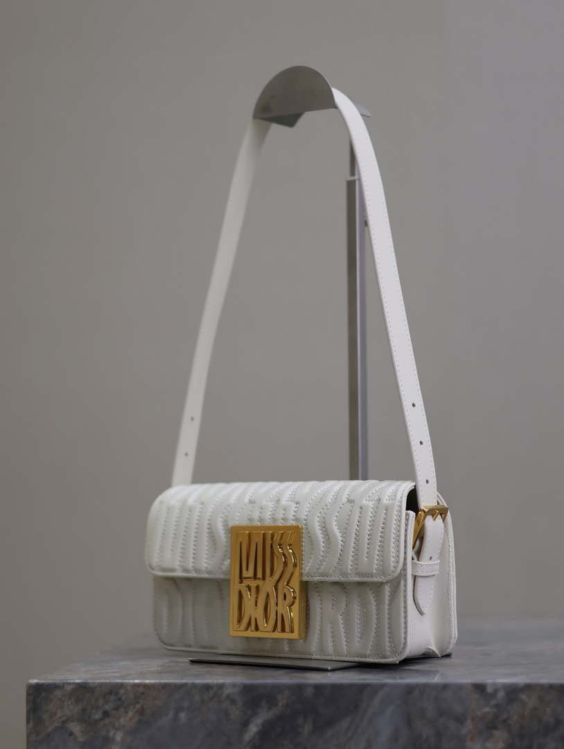 Dior M2610UBOS_M900 White Quilted Miss Dior Allover Calfskin