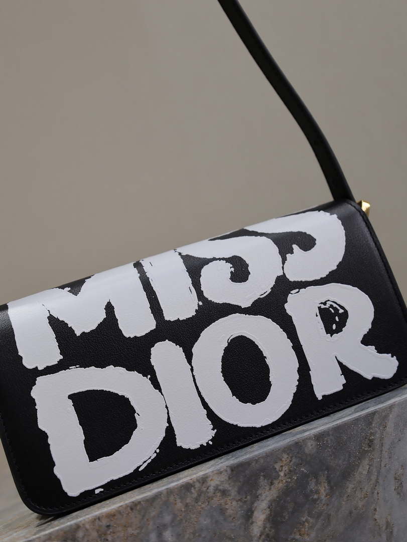 Dior M2610UZCJ_M911 Miss Dior Flap Bag Black and White Miss Dior Graffiti Printed
