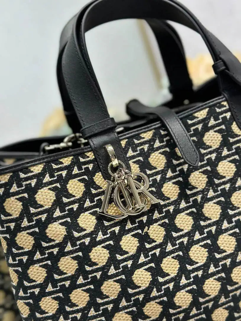 Dior M2820 Large Dior Toujours Bag Beige Black Tweed with Embroidered diamond