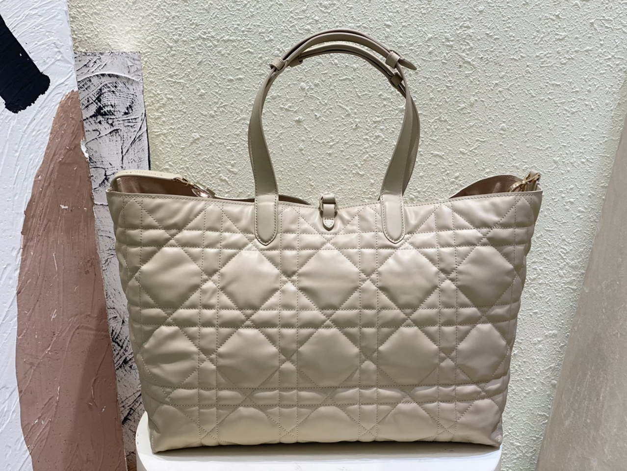 Dior M2820 Large Dior Toujours Bag Beige Macrocannage Calfskin - Default Title - View 5