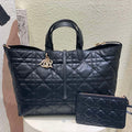 Dior M2820 Large Dior Toujours Bag Black Macrocannage Calfskin - Default Title - View 1