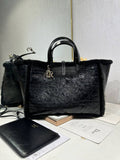 Dior M2820 Large Dior Toujours Bag Black Macrocannage Crinkled Calfskin and Merino Wool