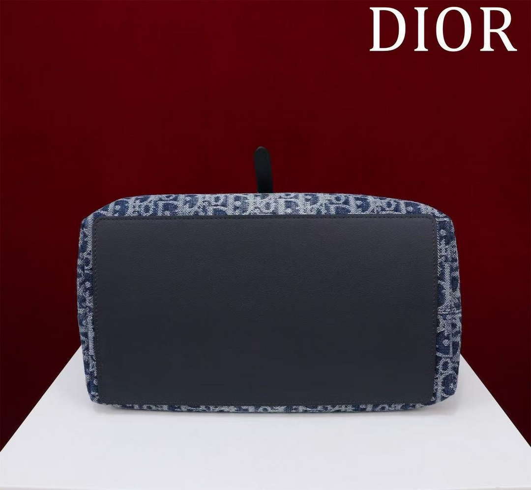 Dior M2820 Large Dior Toujours Bag Blue Denim Dior Oblique Jacquard