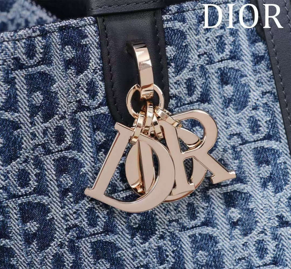 Dior M2820 Large Dior Toujours Bag Blue Denim Dior Oblique Jacquard