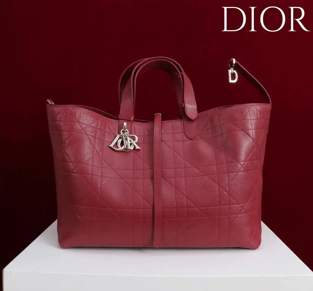 Dior M2820 Large Dior Toujours Bag Burgundy Flat Macrocannage Calfskin