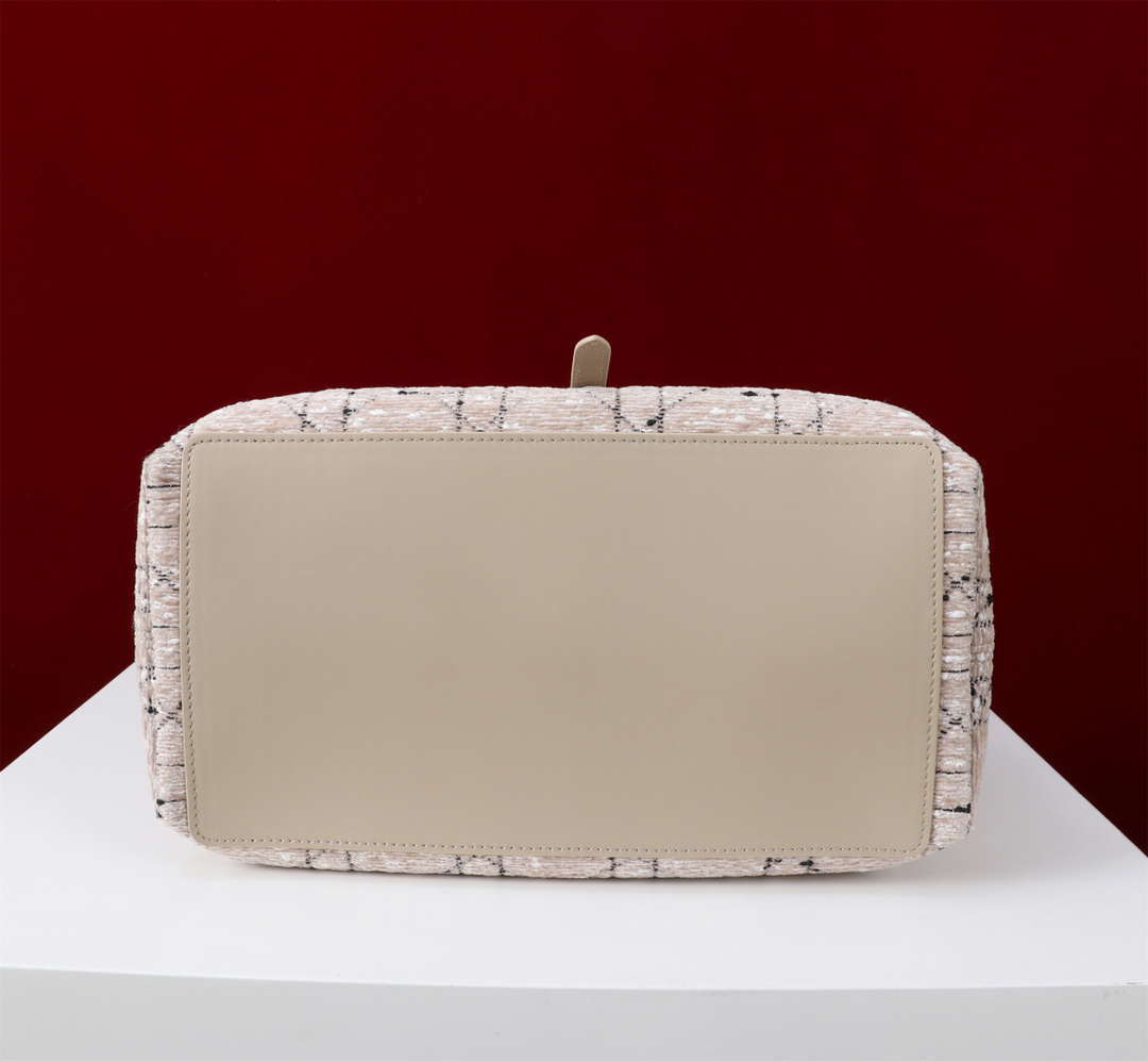 Dior M2820 Large Dior Toujours Bag Beige Tweed with White Cannage Motif