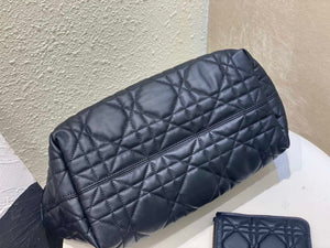 Dior M2821 Medium Dior Toujours Bag Black Macrocannage Calfskin - Default Title - View 6