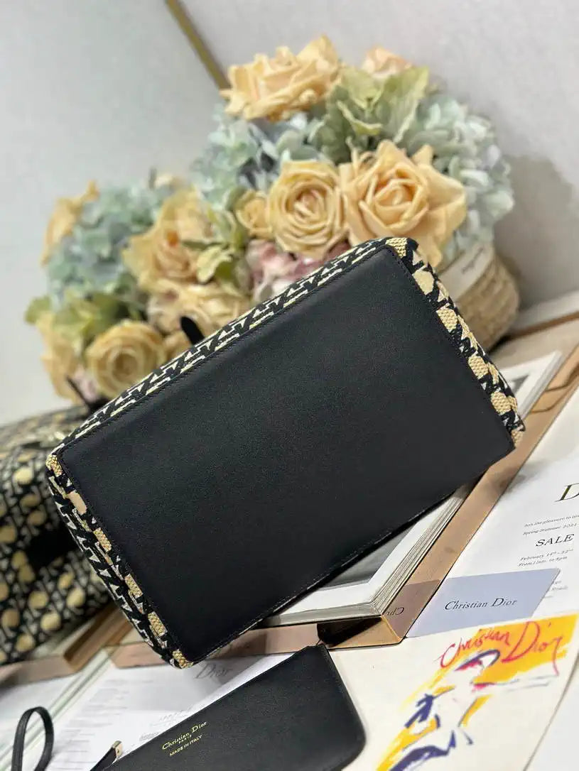 Dior M2821 Medium Dior Toujours Bag Black Tweed Embroidered diamond