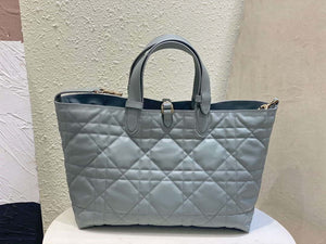 Dior M2821 Medium Dior Toujours Bag Blue Macrocannage Calfskin - Default Title - View 6